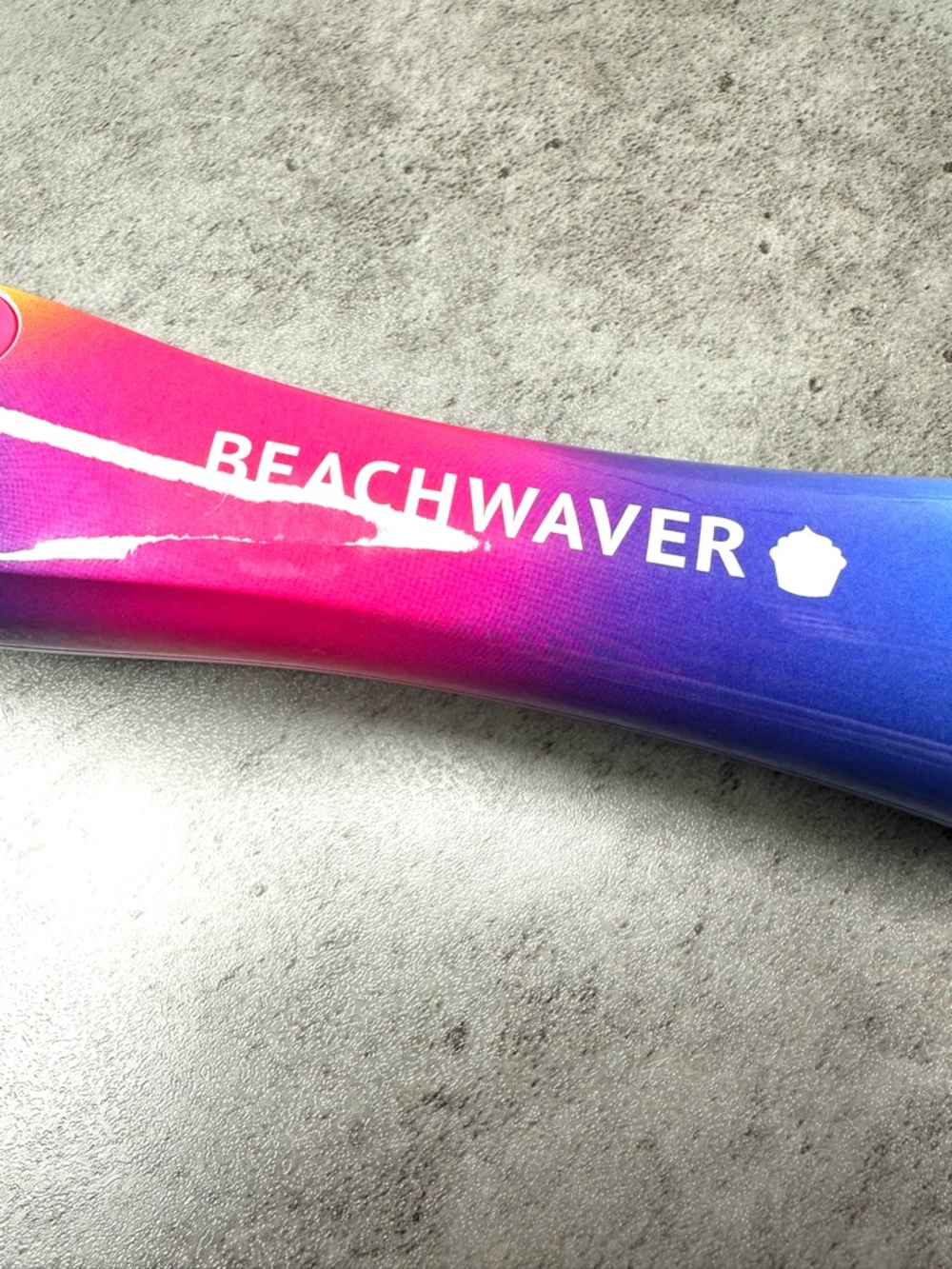 Beachwaver B1 Rotating Curling Iron – Baked by Melissa Limited Edition - Picture 2 of 7